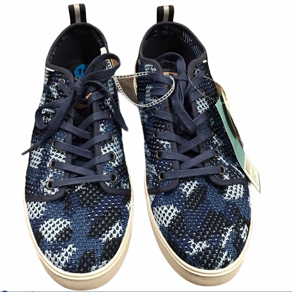 Toms eco X40 shoes size 10 NWT